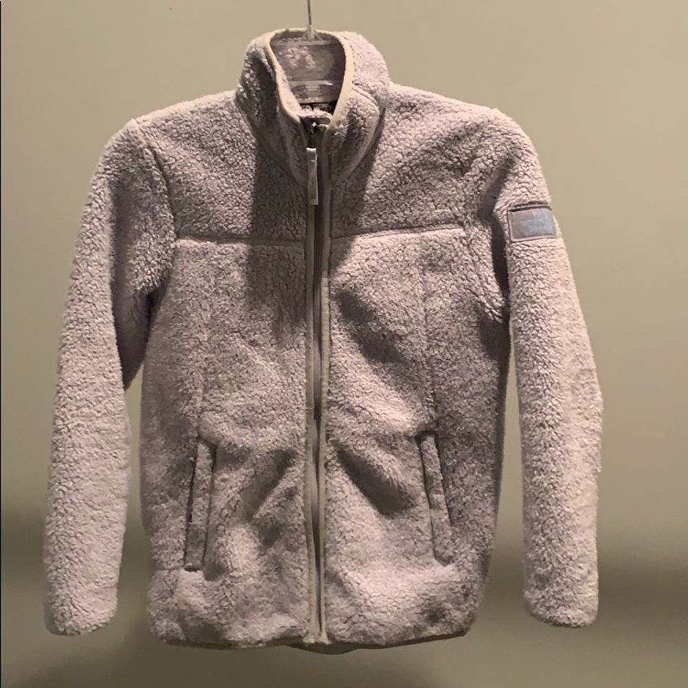 GREY NORTH FACE FLUFFY JACKET